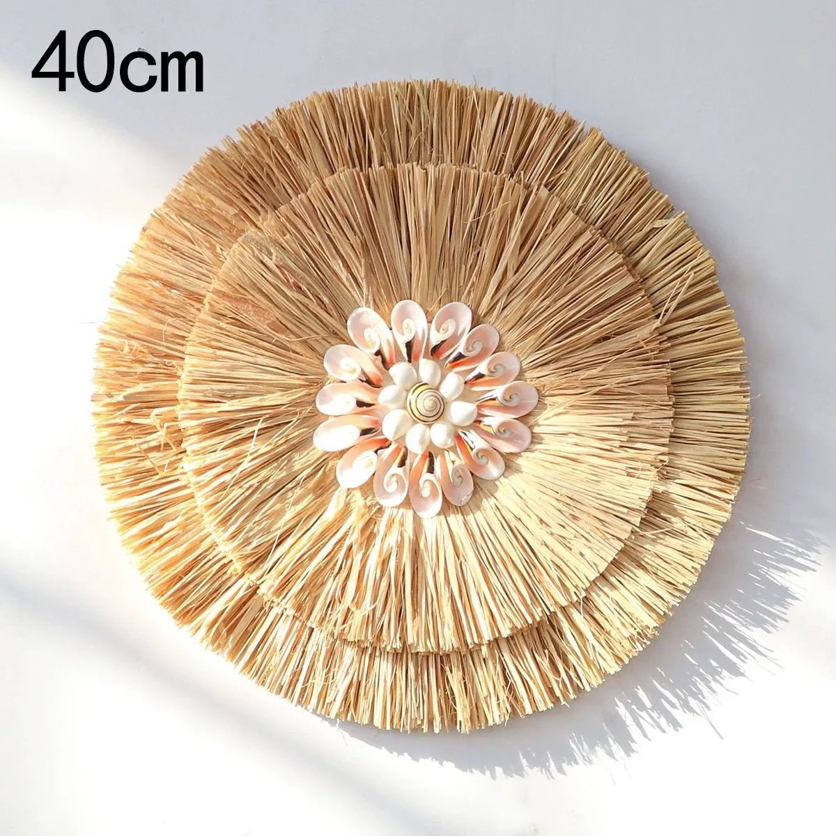 décoration murale boho chic circulaire motif floral rayures concentriques couleur beige blanc suspension murale