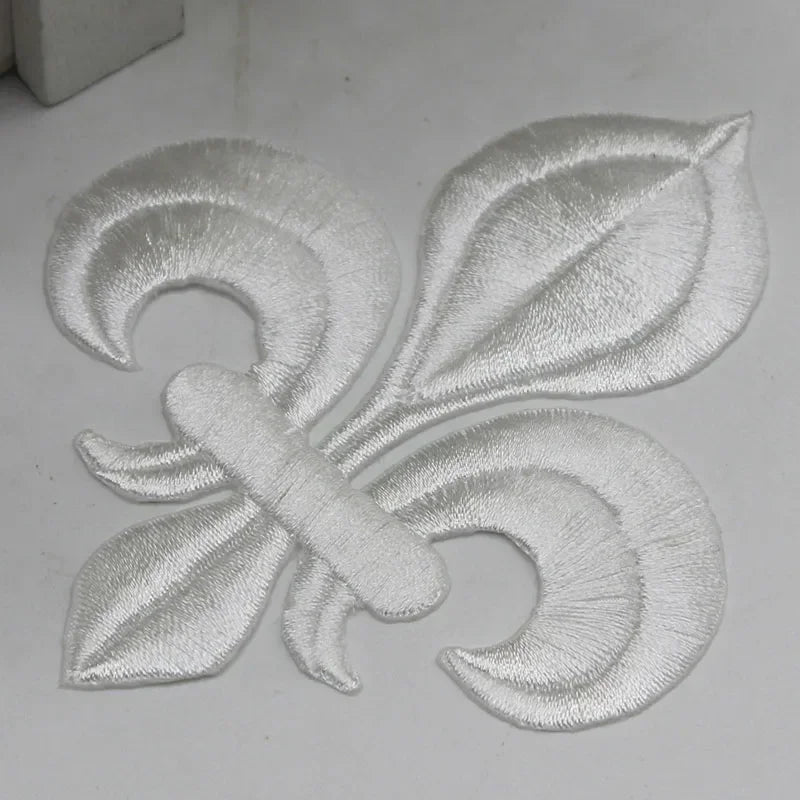 dentelle brodée fleur lys or argent polyester appliques patchs coudre broderie ecussons motifs ornements