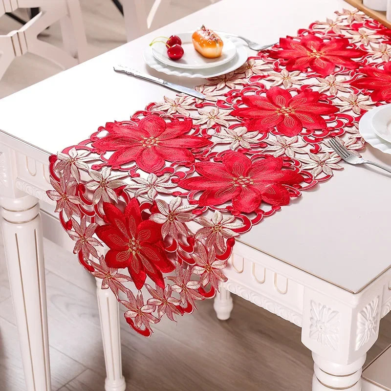 table table noël brodée fleurs poinsettia houx dorées maison hotelDecoration festive traditionnelle polyestère