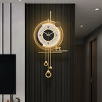 horloge murale moderne or blanc silhouette cerf éléments suspendus abstrait géométrique