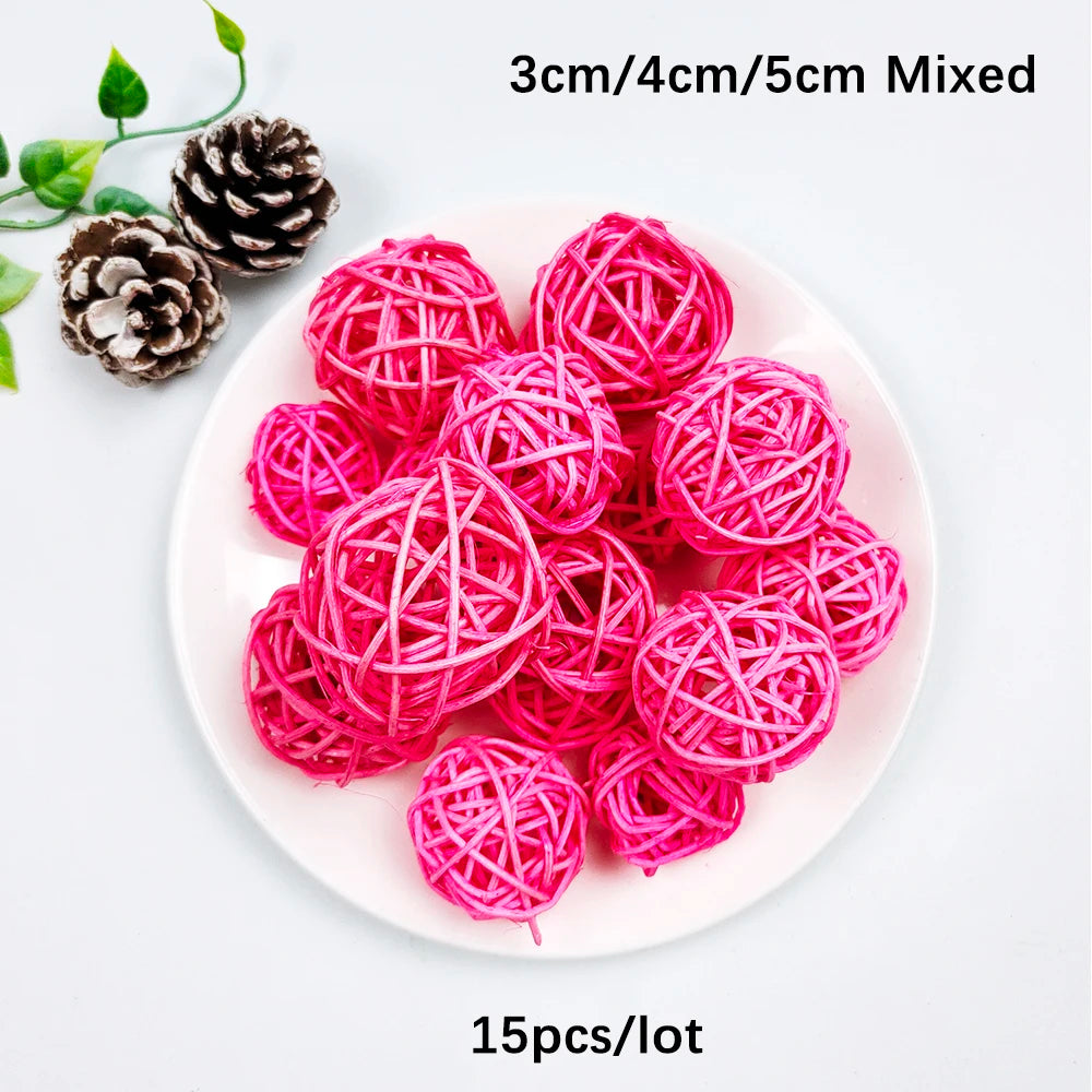 décoration artisanale boules coeurs rotin multicolores tressées anniversaire mariage festive
