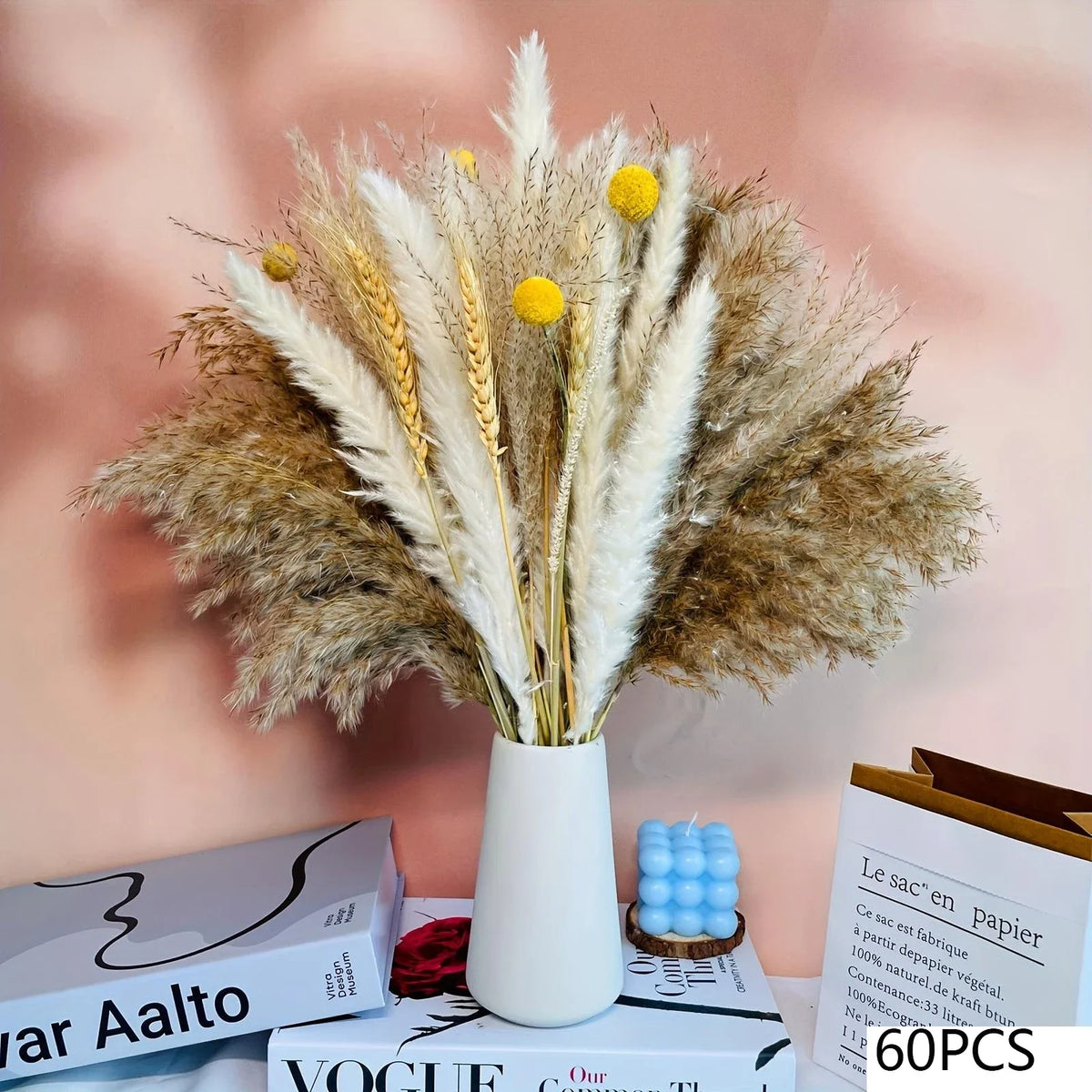 bouquet pampas séchés boho décoration intérieure beige crème marron clair fibres fines ruban vase
