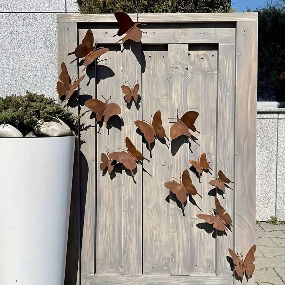 décoration murale papillons métal rustique chambre enfants marron oxydé texturé mur porte extérieur
