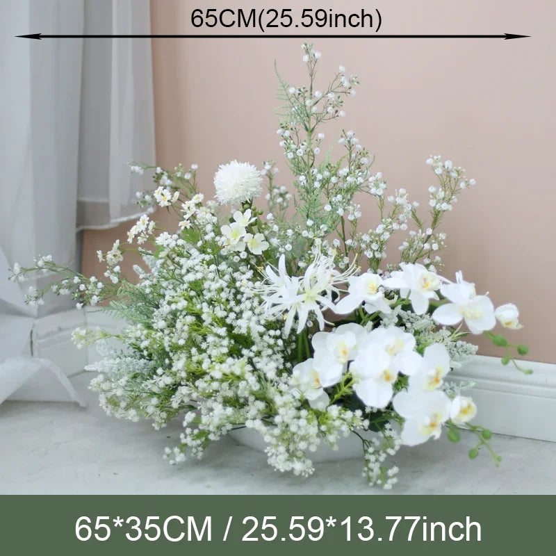 arche decorative moderne fleurs artificielles bouquet blanc rose pâle tissu translucide tringles dorées decoration