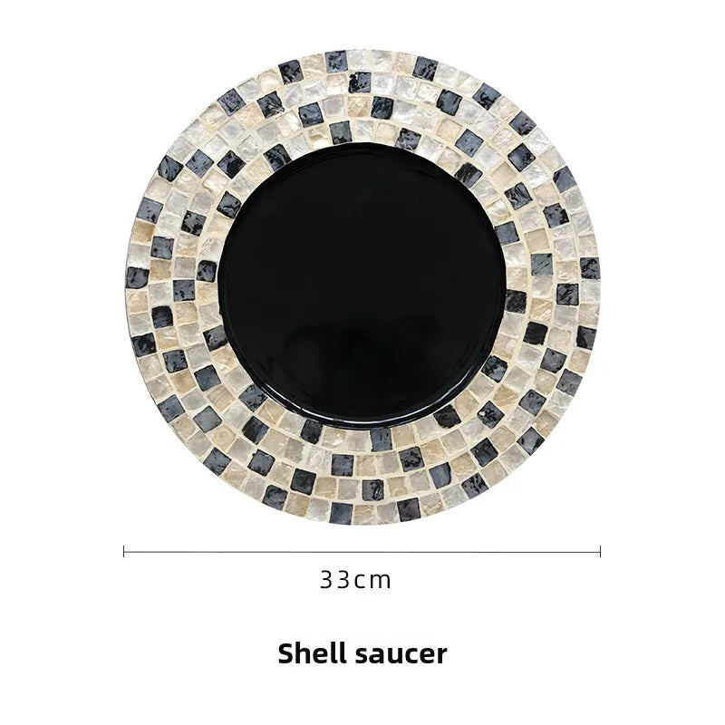 assiettes mosaïque coquillages noir blanc gris moderne artisanal exposant décoration maison