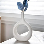 vase moderne blanc céramique table decoration intérieur art contemporain simple