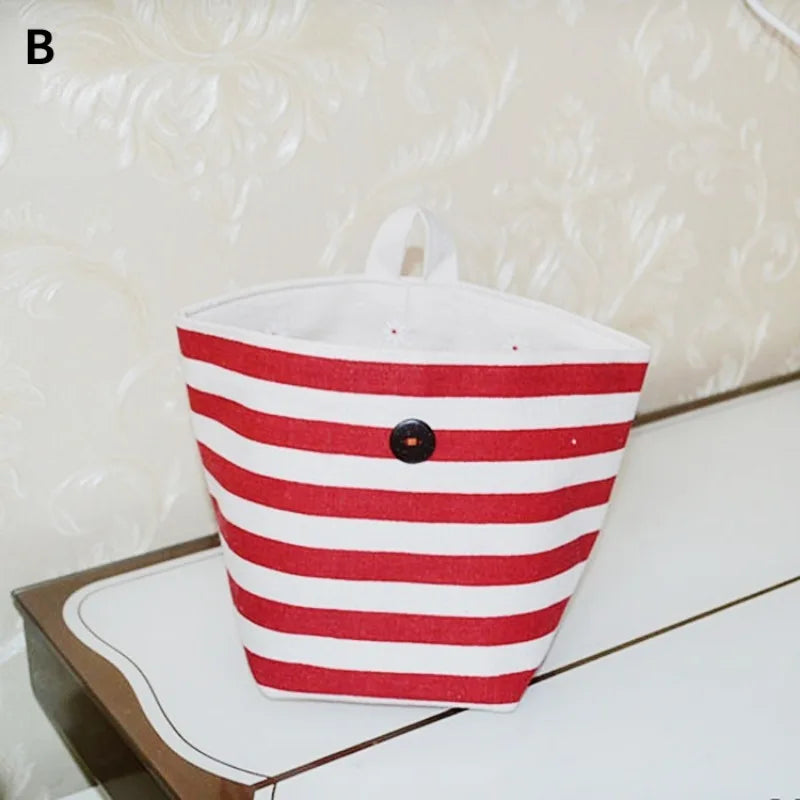 paniers rangement modernes motifs géométriques couleurs vives clips adhésifs boutons poignées organisateur maison