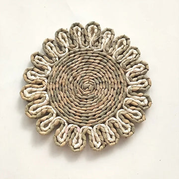 tapis table tressé spirale concentrique beige rustique opaque restaurant artisanal