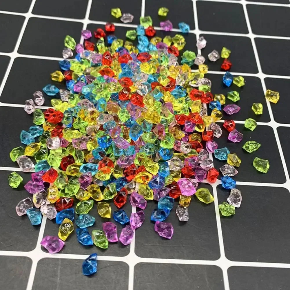 pierres décoratives transparentes multicolores facettées brillantes modernes fêtes mariages vases artisanat maison