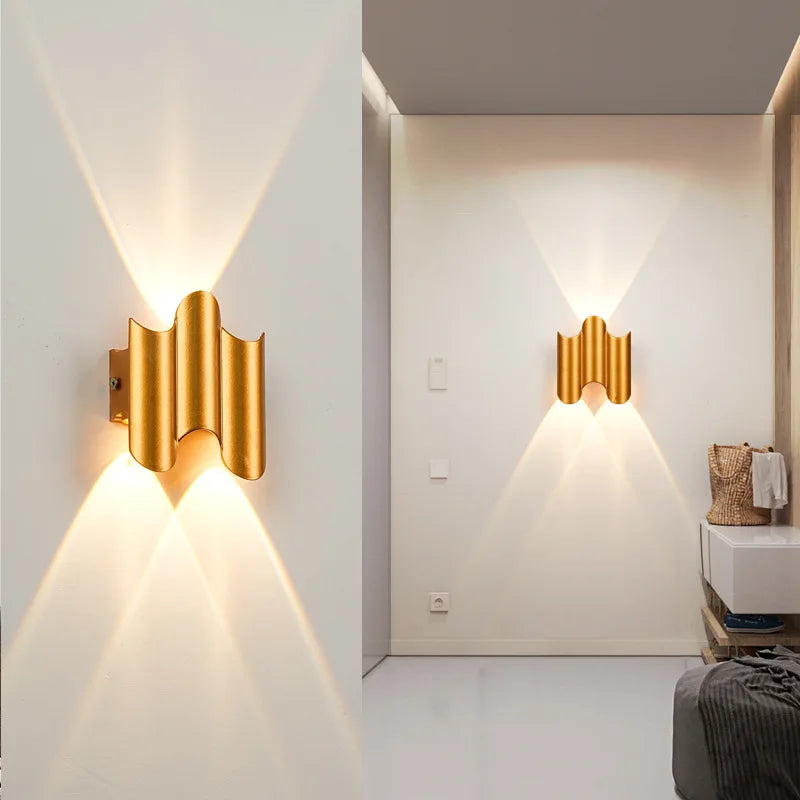 lampe murale moderne or noir contemporaine led extérieure aluminium fixations visées minimaliste
