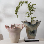 vase moderne artisanal céramique couleur beige rose gris noir texture ondulée ruchéeOpaque