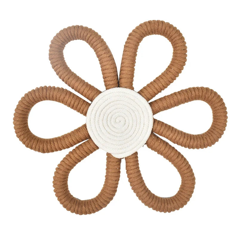 coasters tissus fleurs spirales moderne artisanal gris foncé marron clair beige rose pâle