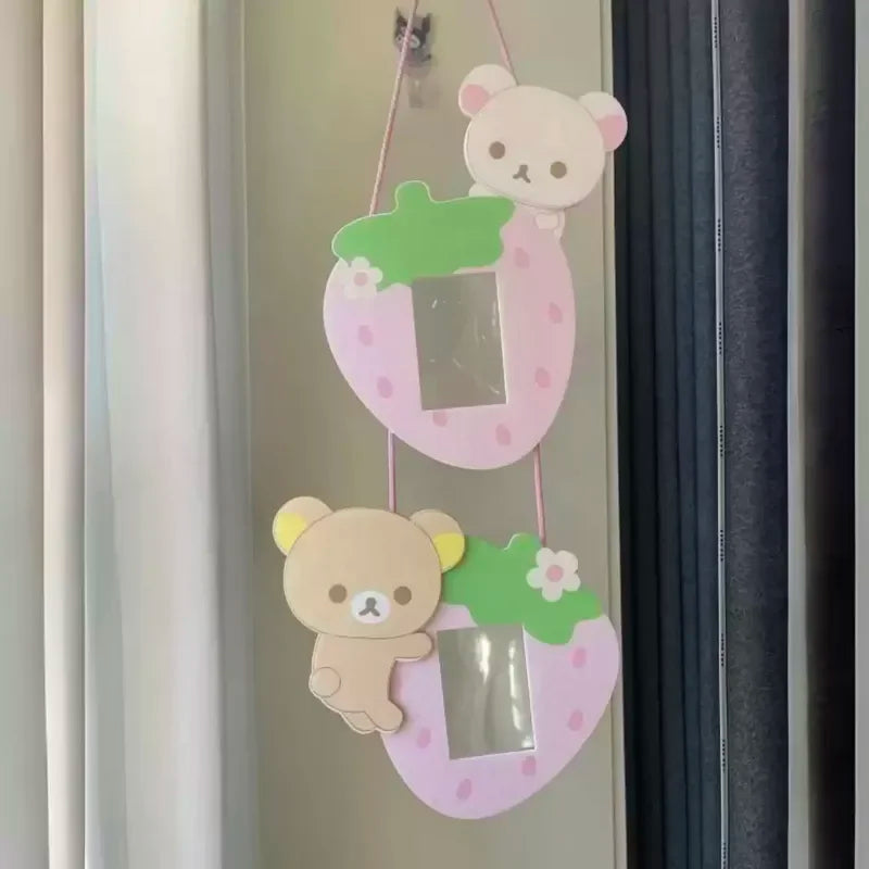cadre photo mural rose vert feuille verte visage mignon enfantin décoration chambre suspendu crochets