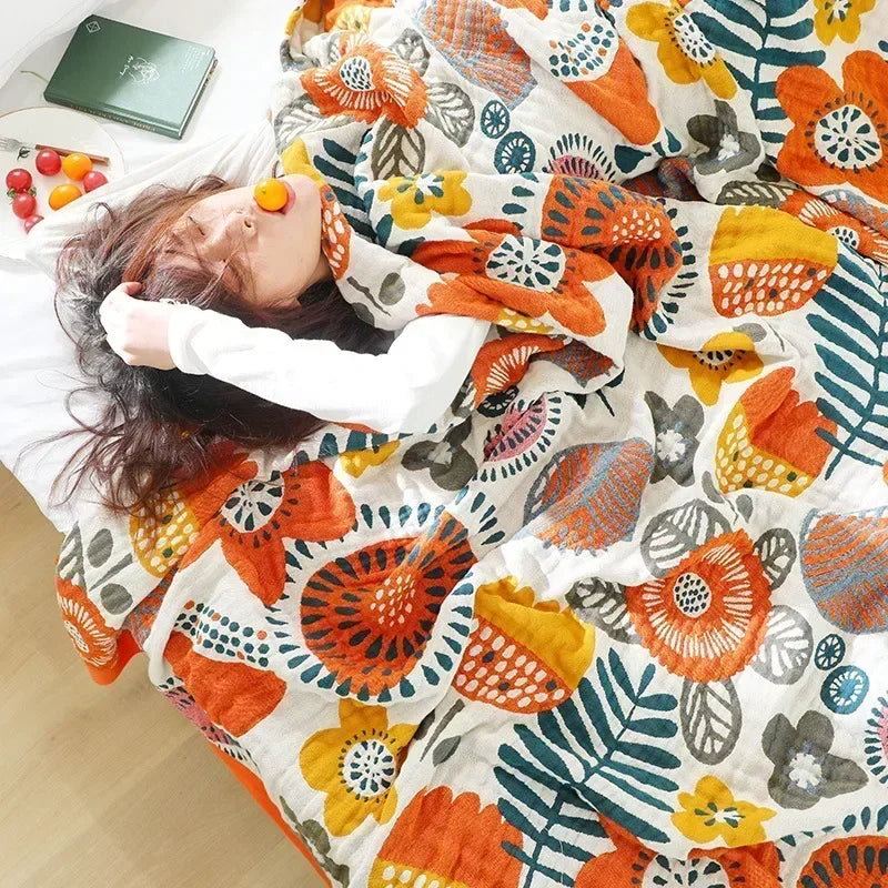 Couette d'été respirante 100% coton sur lit décoré