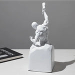 statuette homme musclé marteau résine noire blanche moderne art décoratifintérieur