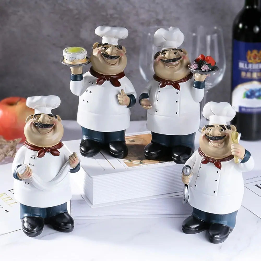 figurine cuisinier cartoon blanc gris rouge texture résinée brillante assiettes fruits spatule cuillère