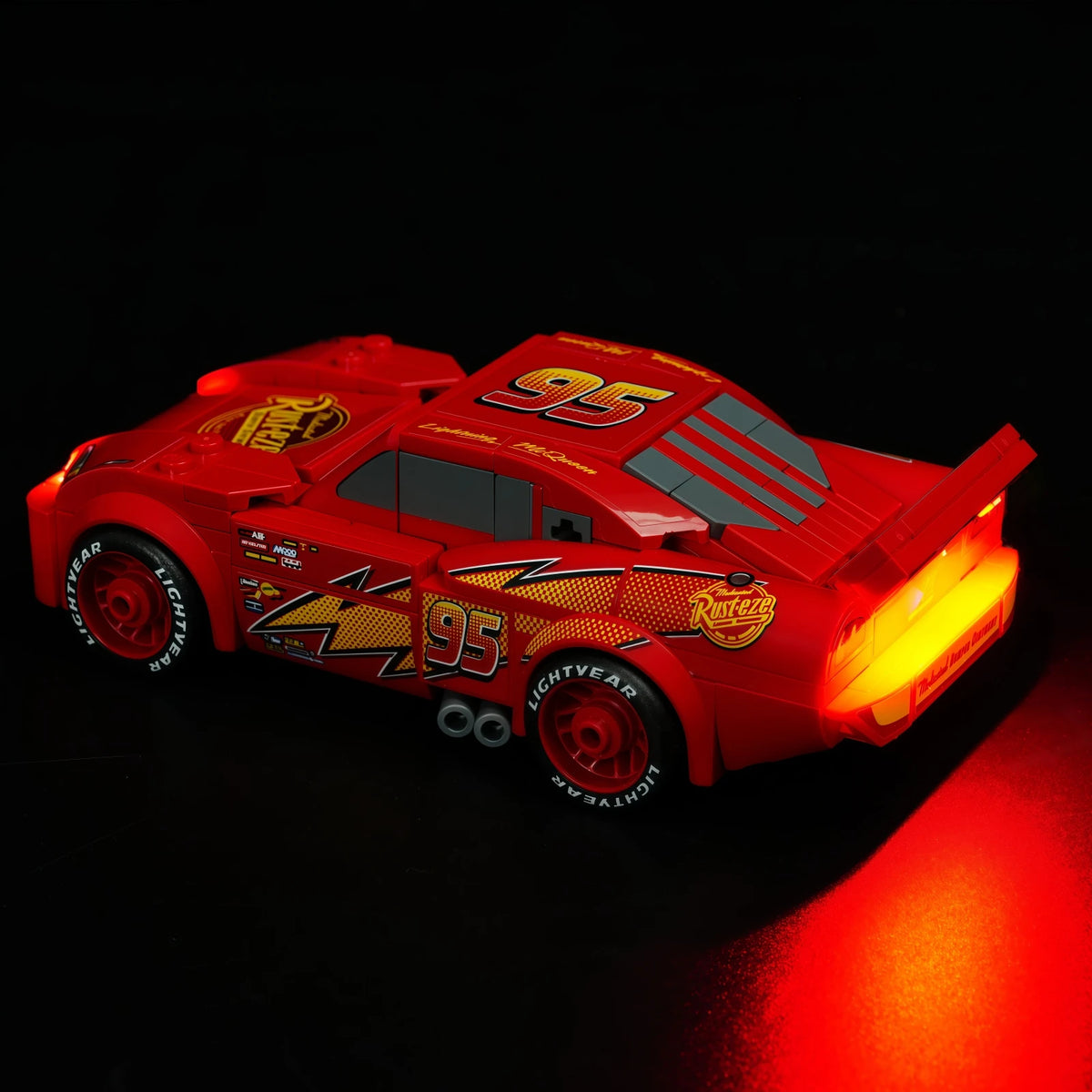 lampe led voiture course rouge flash lumiere rust eze lightyear réaliste cars