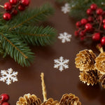 décoration festive cônes pin artificiels argenté doré rose pâle extérieur mariage noël