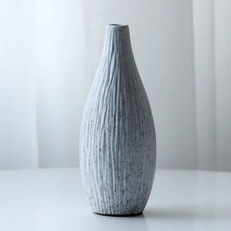 vases céramique moderne rayures horizontales opaques gris vert noirs