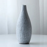 vases céramique moderne rayures horizontales opaques gris vert noirs