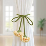 ruban fenêtre fleuri vert blanc orange beige violet décoratif artisanal noyau plat