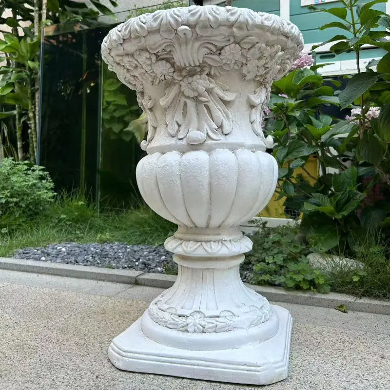 pot fleur relief decoratif classique blanc vert rouge decoration maison ornementale baroque textures végétales
