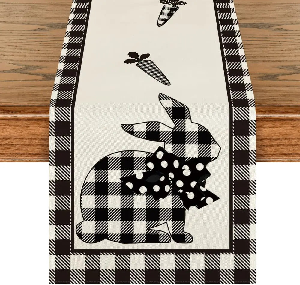 Un lapin décoratif aux motifs à carreaux et à pois, sur un fond blanc et noir, représente une image d'art graphique simple mais élégante.