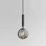 Lampes suspendues modernes verre coloré bleu rouge ambre blanc gris doré noir minimaliste