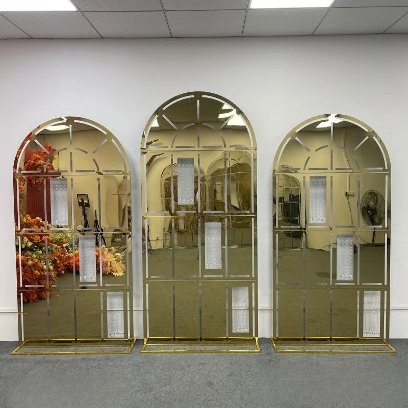 miroir cadre doré géométrique classique ligne verticale décoration intérieure mariage anniversaire événement baptême