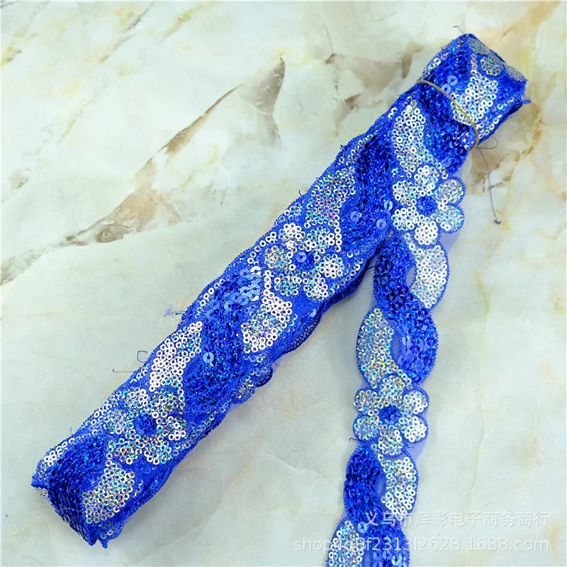 ruban décoratif dentelle sequins fleurs 4cm bleu vert rouge rose or argent partie