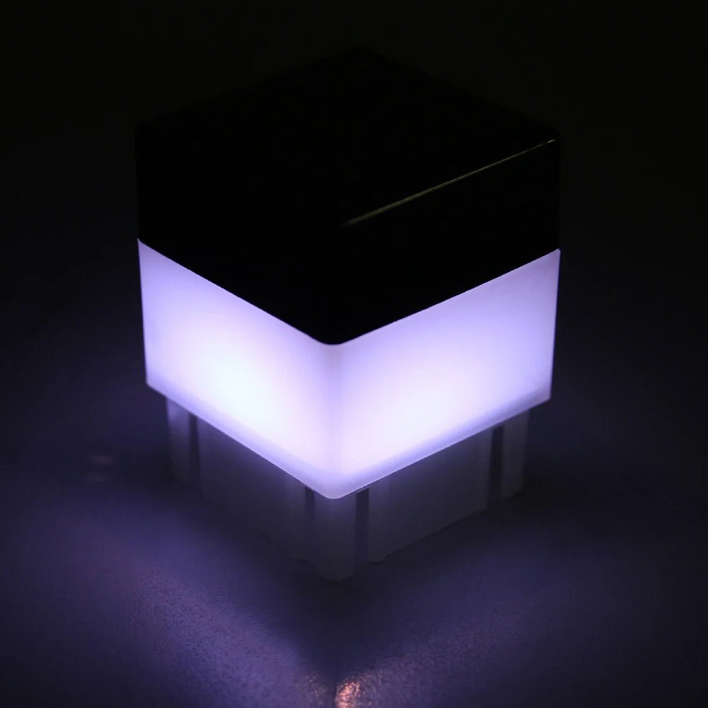 lampe solaire extérieure moderne noire blanche autoinstallation led hydrofuge