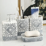 ensemble bain blanc noir ornements floraux pompe savon porte brosse dents porte savon classic
