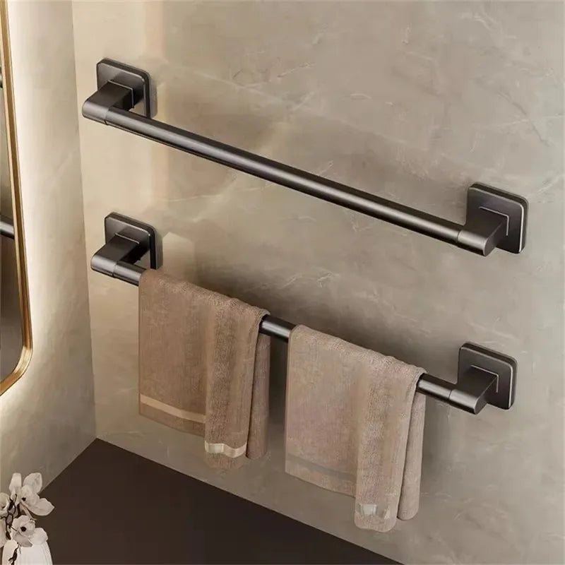 porte serviettes mural noir moderne fixe serviettes texturées support carré rangement salle bain minimaliste