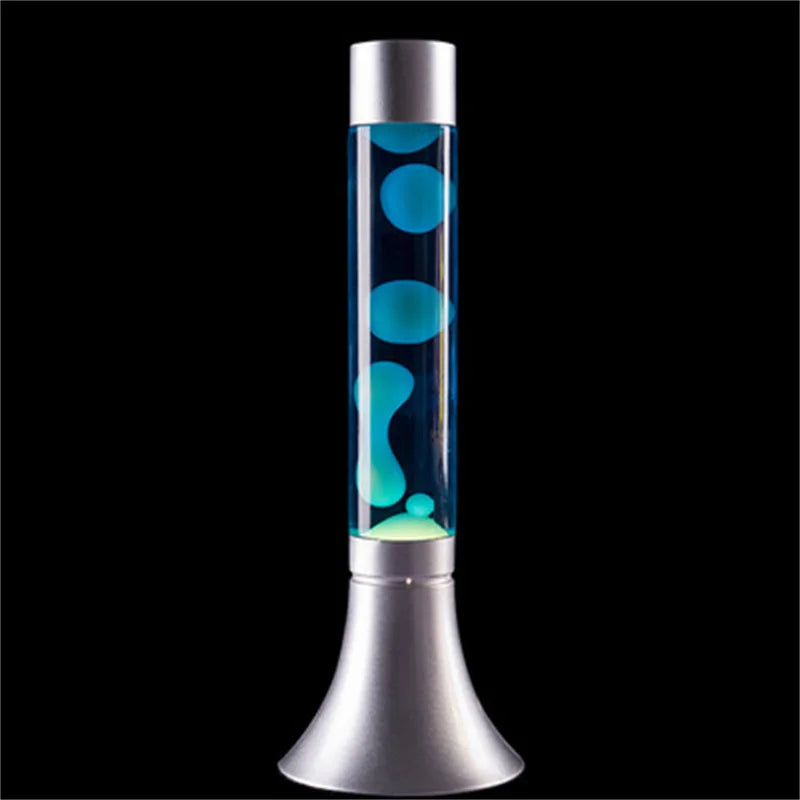 Lampe à lave allumée ambiance chaleureuse salon