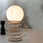 lampe table moderne sphérique spirale métallique blanc chrome