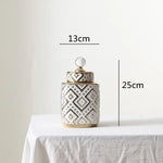 vases décoratifs modernes motifs géométriques or blanc couvercle transparent élégants intérieurDecoration