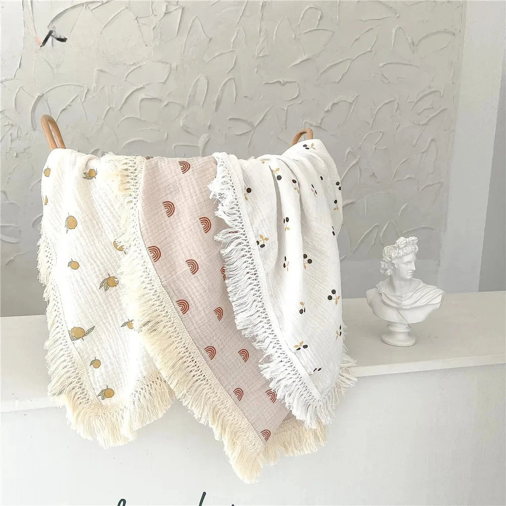 couverture bébé coton rayures pois étoiles lunes fleurs blanc beige rose gris franges anneaux