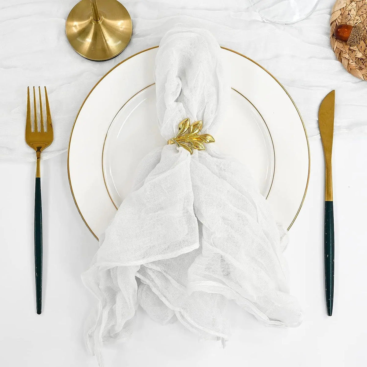 serviettes gaze coton bleu clair rayures fines élégantes mariage table décoration rustic farmhouse