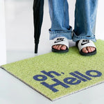 tapis d'entrée moderne vert clair bleu beige antidérapant résistant extérieur imprimé granuleux oh hello