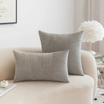 housse coussin velours côtelé rayures rouges vertes décorations noël salon moderne deux pièces