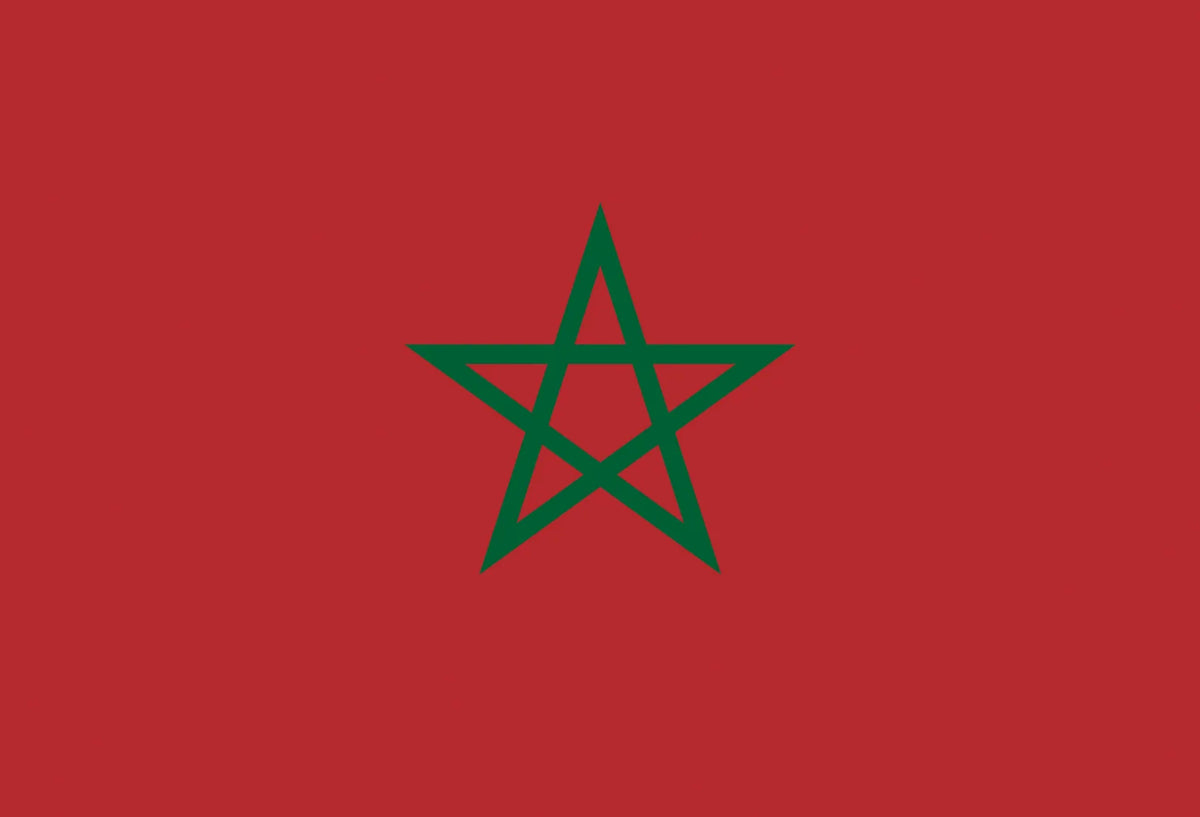 décoration intérieure drapeau marocain étoile rouge vert islamique rayures horizontales dorés polyester