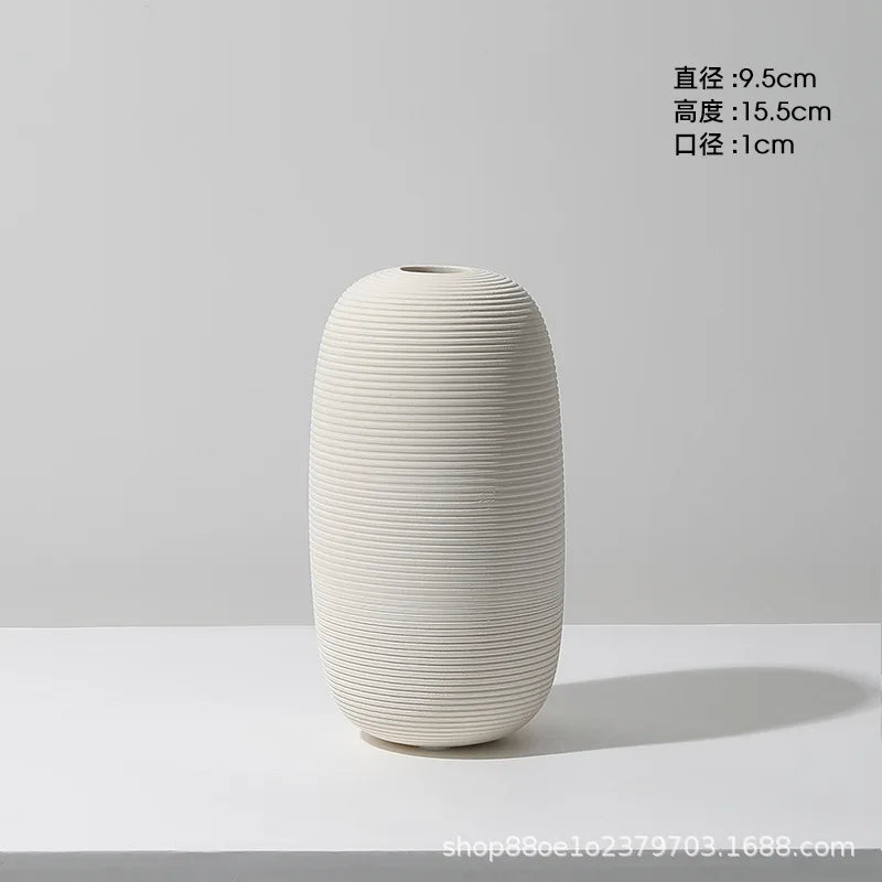 vases céramique blancs rayures horizontales modernes fleurs artificielles