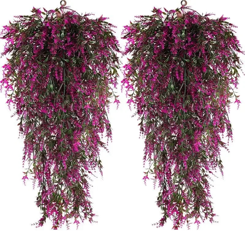 guirlande artificielle fleurs violettes feuilles vertes moderne extérieure accrochée chaîne métallique décoration jardin mariage