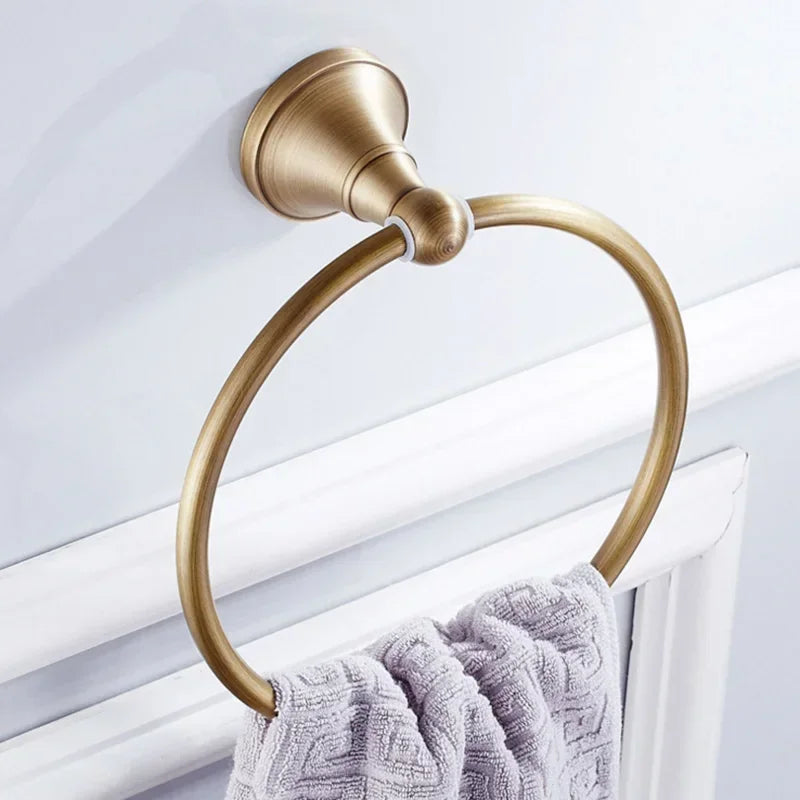 accessoires salle bain bronze finition brossé vis fixations classiques or satiné texture satinée