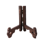 support assiettes bois marron texture naturelle classique visibles métalliques pliable utilisation multiple