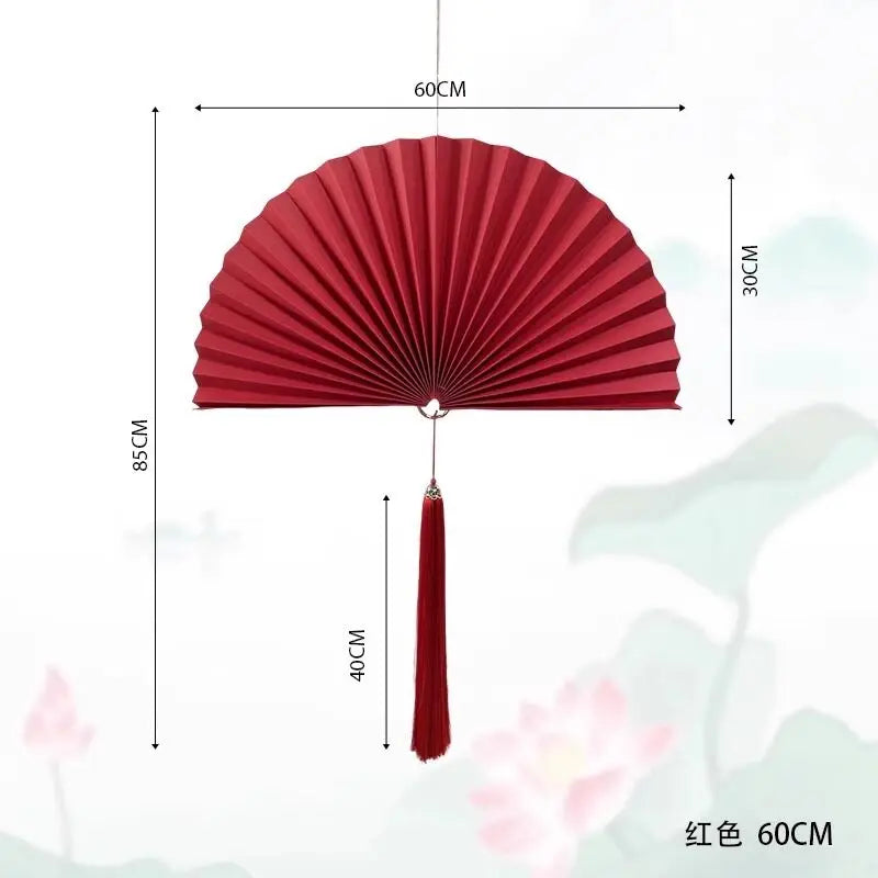 éventail pliant décoratif papier rouge bleu marine doré chinois traditionnel pompon cordelette