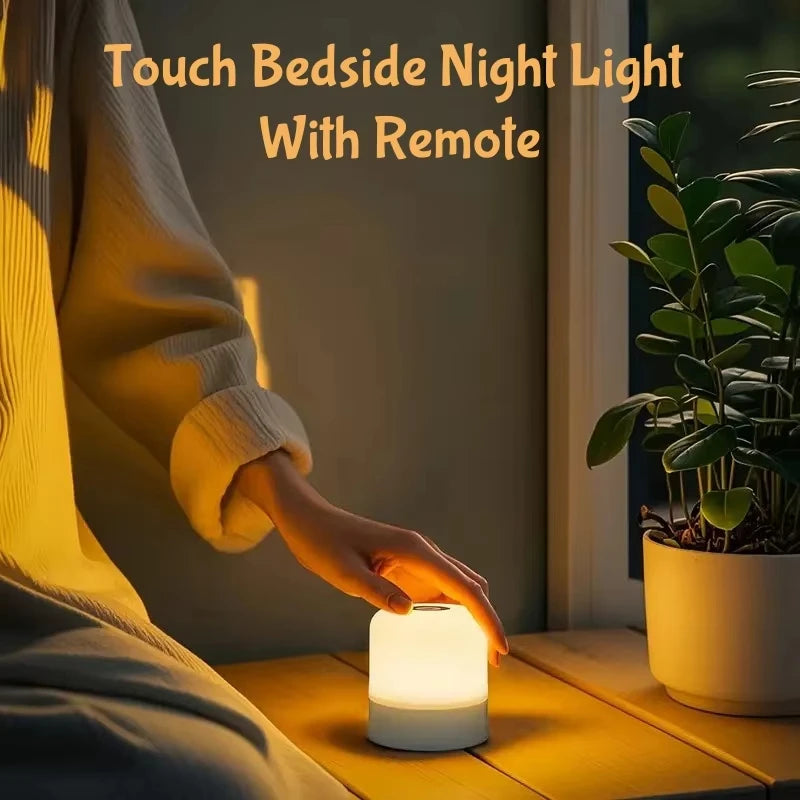 lampe chevet tactile rechargeable trois couleurs écran blanc gris moderne minimaliste