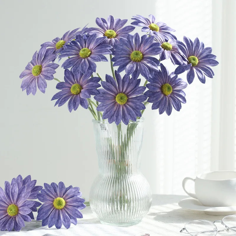 bouquet fleurs artificielles marguerites chrysanthèmes mariage anniversaire décoration intérieure blanc violet rose jaune bleu