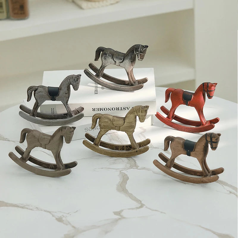 chevaux bascule bois rouge vintage ornements décoratifs intérieur rustique statuettes portables déco table