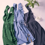 tablier coton vert bleu rose beige poches croisées volants élastiques élégant cuisine pâtisserie